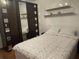 Apartament de inchiriat, 2 camere Decomandat  Nicolina 