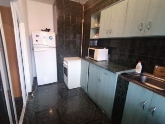 Apartament de inchiriat, 2 camere Decomandat  Nicolina 