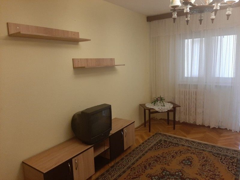 Apartament de inchiriat, 2 camere Decomandat  Tatarasi -6
