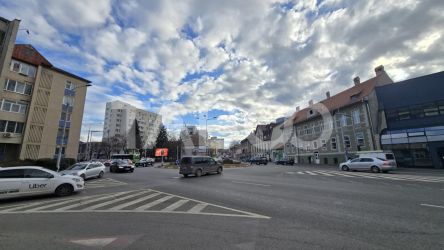 Apartament de inchiriat 2 camere decomandate balcon zona Dioda