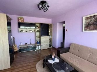 Apartament de inchiriat, 2 camere Semidecomandat  Podu Ros 