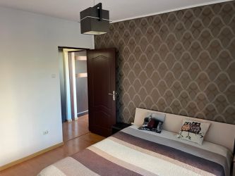 Apartament de inchiriat, 2 camere Semidecomandat  Podu Ros 