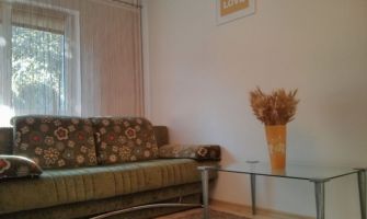 Apartament de inchiriat, 2 camere Semidecomandat  Podu Ros 