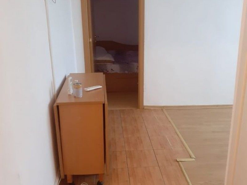 Apartament de inchiriat, 2 camere Semidecomandat  Tatarasi -8