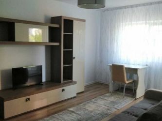 Apartament de inchiriat, 3 camere Decomandat  Nicolina 