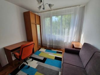 Apartament de inchiriat, 3 camere Semidecomandat  Metalurgie 