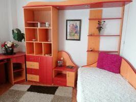 Apartament de inchiriat, 4 camere Decomandat  CUG 