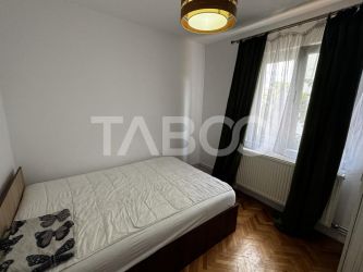 Apartament de inchiriat cu 2 camere balcon etaj 3 Mihai Viteazul Sibiu