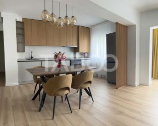 Apartament de inchiriat cu 3 camere etajul 1 in zona Strand