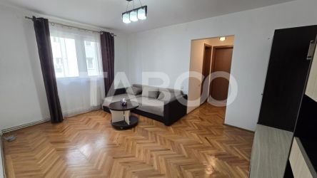 Apartament de inchiriat cu 3 camere mobilate utilate in zona Centrala