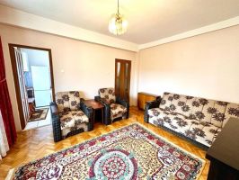 Apartament de inchiriat, o camera Decomandat  Centru 