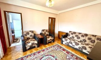 Apartament de inchiriat, o camera Decomandat  Centru 
