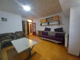 Apartament de inchiriat, o camera Decomandat  CUG 