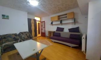 Apartament de inchiriat, o camera Decomandat  CUG 