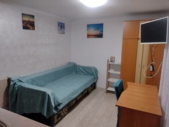 Apartament de inchiriat, o camera   Galata 