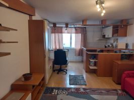 Apartament de inchiriat, o camera   Tatarasi 