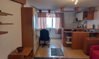 Apartament de inchiriat, o camera   Tatarasi 