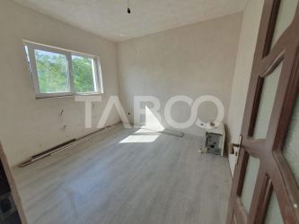 Apartament de vanzare 2 camere 44 mp utili 13 Decembrie bloc Italieni