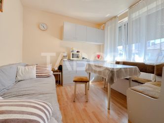 Apartament de vanzare 2 camere 48mp mobilat utilat zona Mihai Viteazul