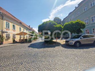 Apartament de vanzare 2 camere 68 mpu pivnita in Sibiu Centrul Istoric