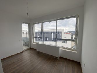 Apartament de vanzare 2 camere balcon si parcare Pictor Brana Selimbar