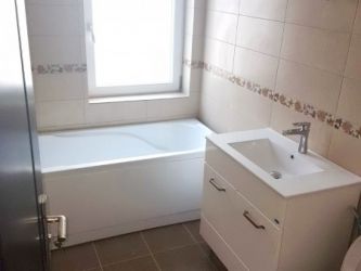 Apartament de vanzare, 2 camere Decomandat  Baza 3 