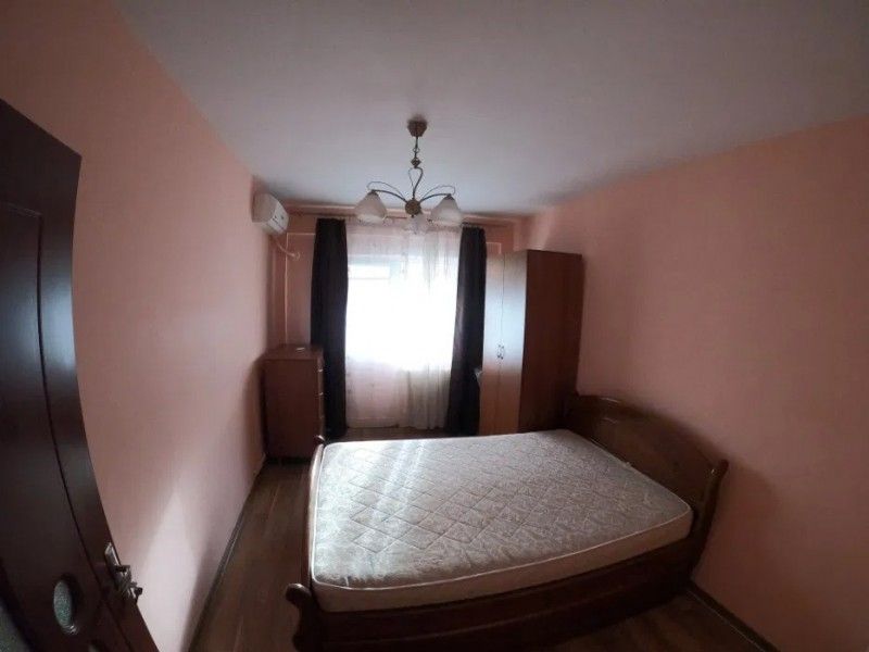 Apartament de vanzare, 2 camere Decomandat  Dacia -8