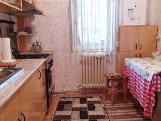 Apartament de vanzare, 2 camere Decomandat  Nicolina 