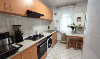 Apartament de vanzare, 2 camere Decomandat  Tatarasi 