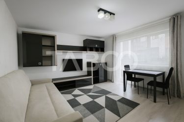 Apartament de vanzare 2 camere la etaj 1 in bloc cu gradina privata