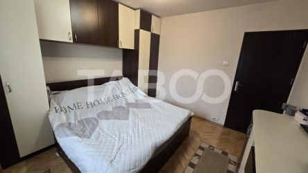 Apartament de vanzare 2 camere la etaj intermediar in zona Siretului