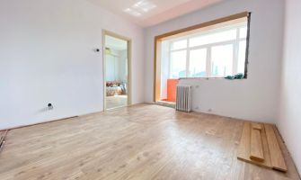 Apartament de vanzare, 2 camere Nedecomandat  Podu Ros 
