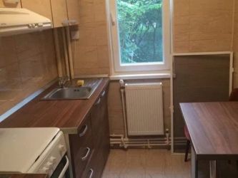 Apartament de vanzare, 2 camere Semidecomandat  Pacurari 