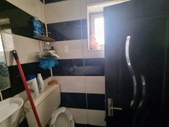 Apartament de vanzare, 2 camere Semidecomandat  Podu Ros 