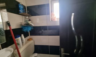 Apartament de vanzare, 2 camere Semidecomandat  Podu Ros 