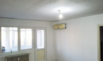 Apartament de vanzare, 2 camere Semidecomandat  Podu Ros 