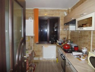 Apartament de vanzare, 2 camere Semidecomandat  Podu Ros 