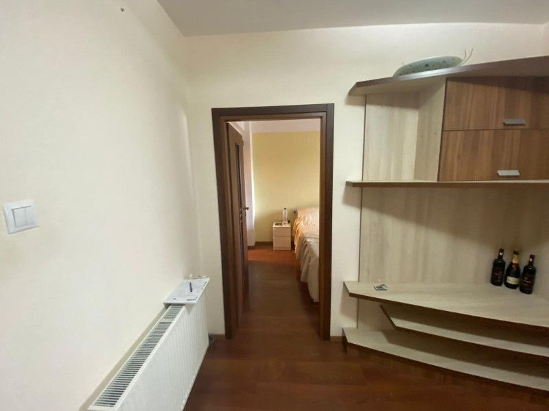 Apartament de vanzare, 2 camere Semidecomandat  Tatarasi -9