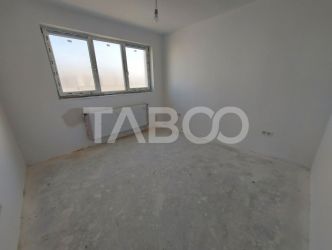Apartament de vanzare 3 camere 2 bai 1 logie 1 balcon loc de parcare