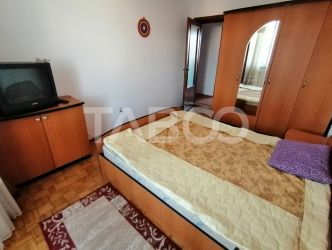 Apartament de vanzare 3 camere balcon etaj intermediar Terezian Sibiu