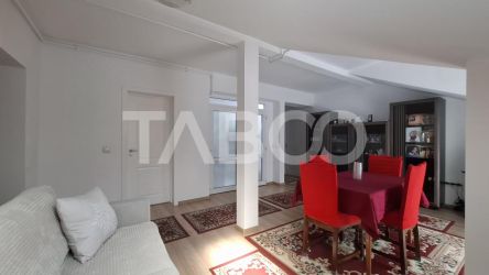 Apartament de vanzare 3 camere decomandat 68 mp zona Turnisor Sibiu