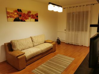 Apartament de vanzare, 3 camere Decomandat  Galata 