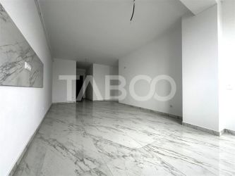 Apartament de vanzare 3 camere decomandate strada Doamna Stanca