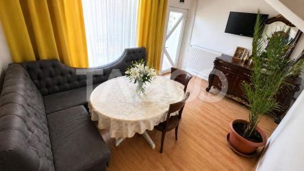 Apartament de vanzare 3 camere la casa si pivnita Selimbar Sibiu