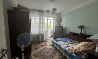 Apartament de vanzare, 3 camere Semidecomandat  Podu Ros 