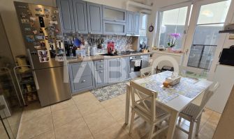 Apartament de vanzare 3 camere si gradina Calea Surii Mici