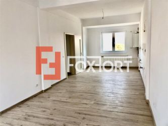 Apartament de vanzare 3 camere zona LUNEI - ID V13