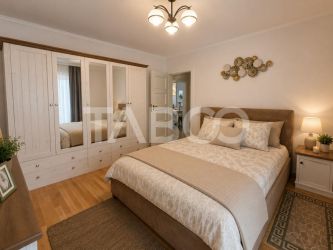 Apartament de vanzare 4 camere balcon boxa lift bloc nou zona Centrala