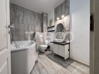 Apartament de vanzare 40 mp cartier Intre Lacuri pretabil investitie 
