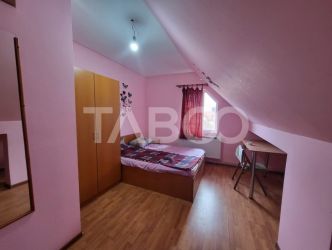Apartament de vanzare 84 mp 4 camere pe 2 etaje zona Rahovei Sibiu